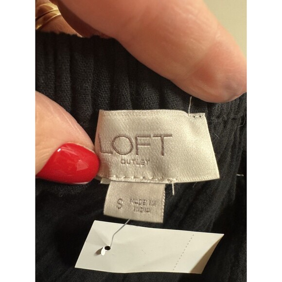 Ann Taylor LOFT Outlet Blouse Black Cotton Cropped Minimalist Neutral S New - Picture 4 of 7